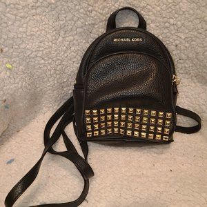 Michael Kors Rhea Zip Pale Gold Medium Backpack  Handbags michael kors,  Metallic backpacks, Studded backpack